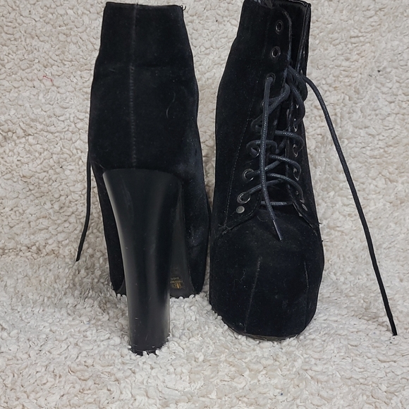Black platform high heels - Picture 3 of 5